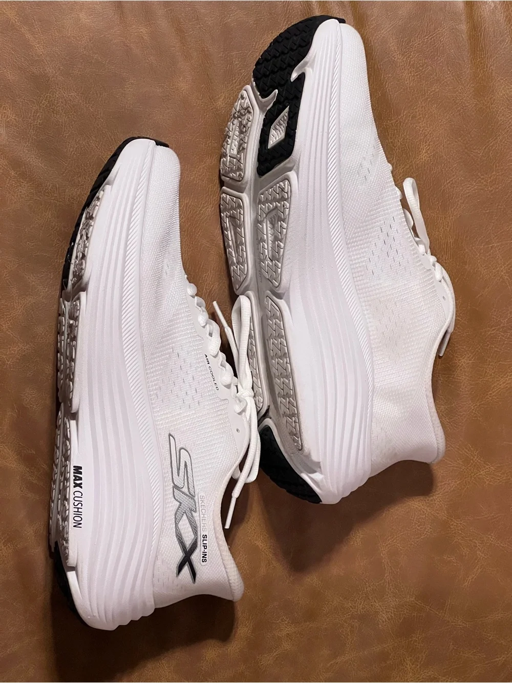 Skechers Women's Max Cushioning Endeavour Hallandale Hands Free Slip-in Shoes